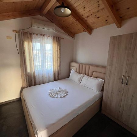 Guest Rooms Arbri Вльора Екстер'єр фото
