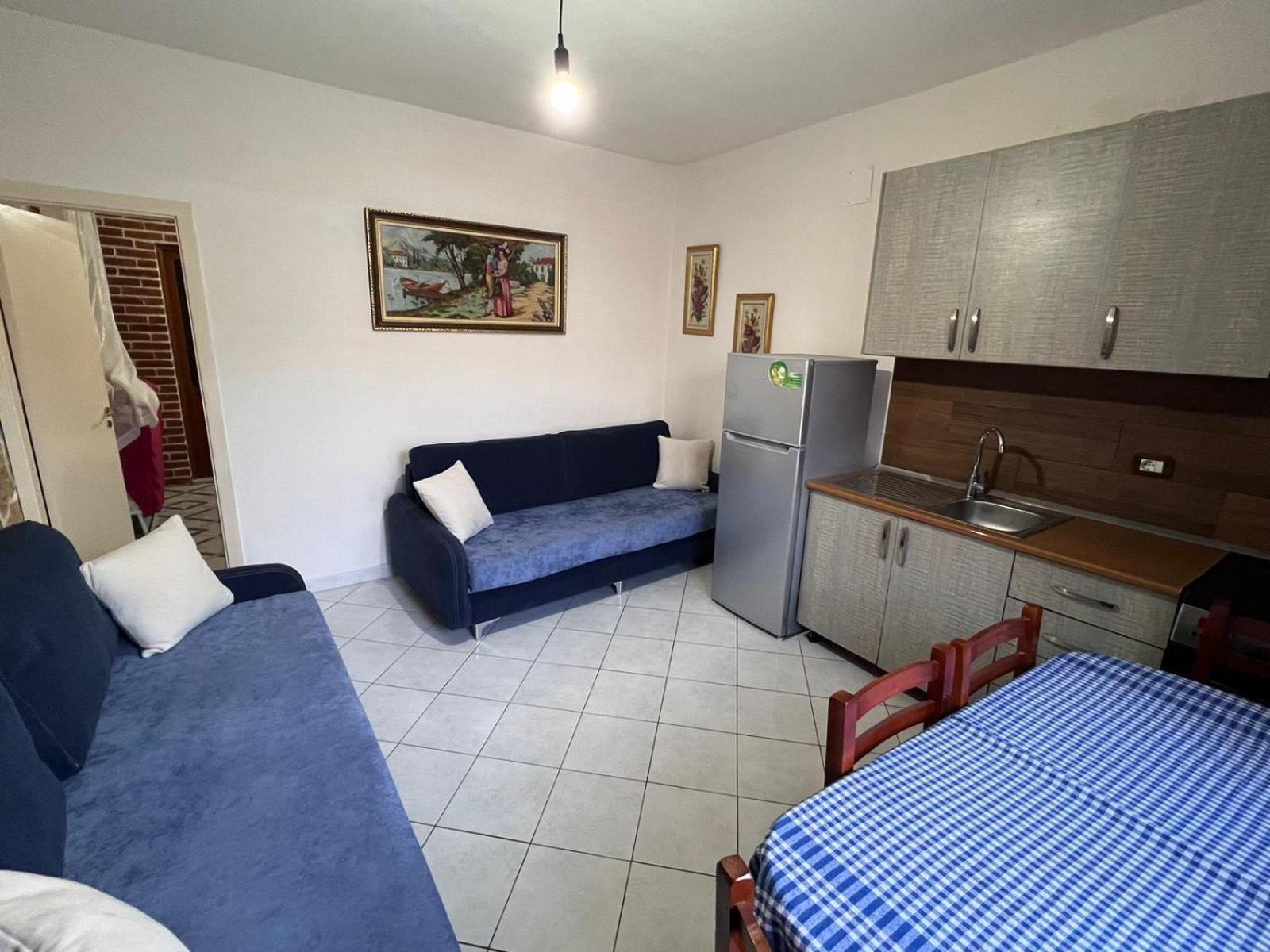 Guest Rooms Arbri Вльора Екстер'єр фото